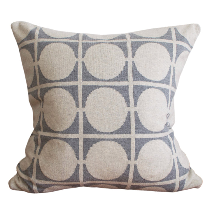 PU124M19_Don_lightgrey_pillow